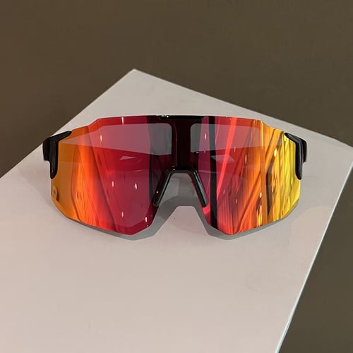 Skiing, mountaineering, and cycling goggles (windproof and sandproof)