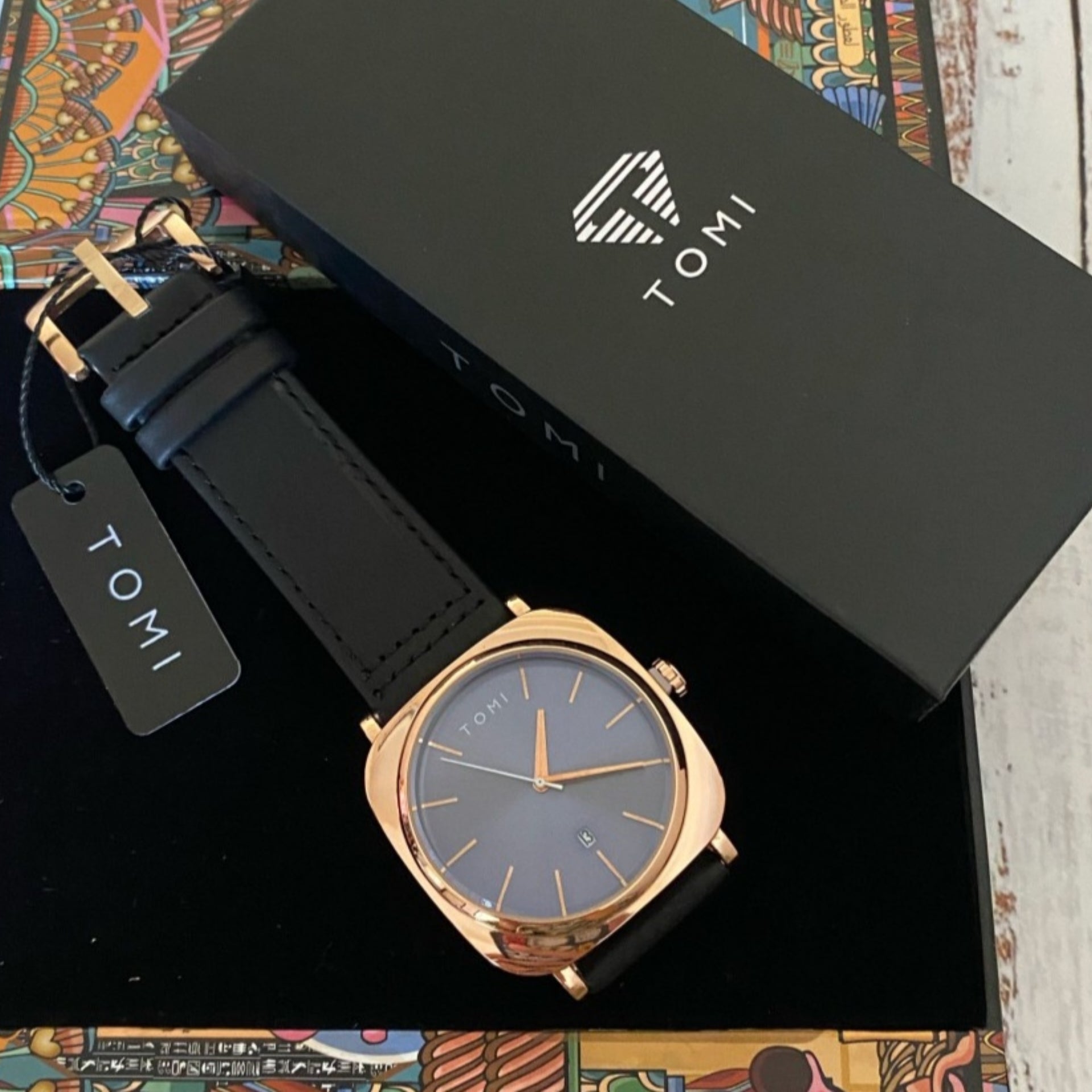 TOMI T-084 Men's Watch Quartz Date Leather Strap