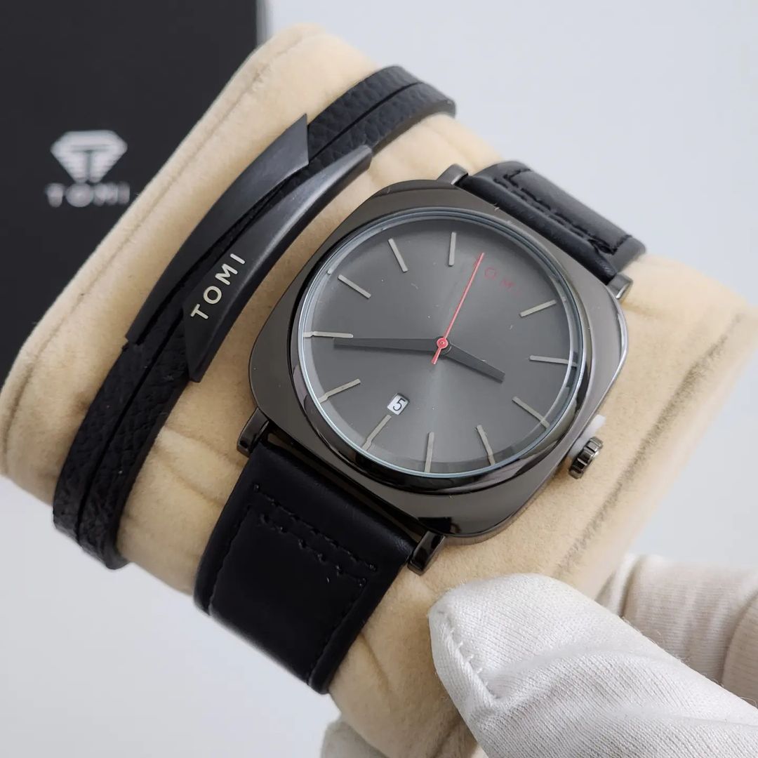 TOMI T-084 Business Watch With Bracelet