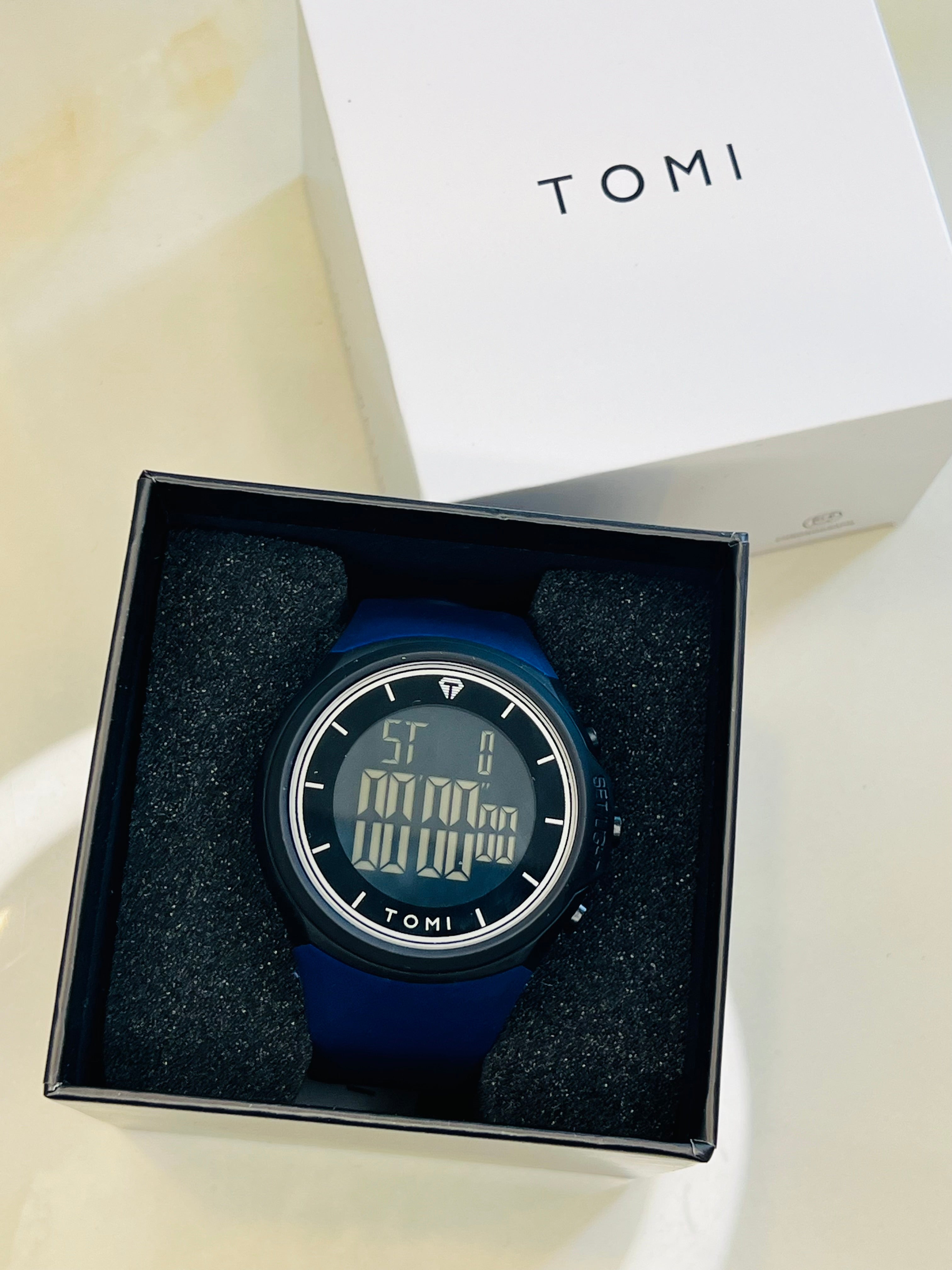 TOMI T-220 Sports Watch Digital Sports Watch